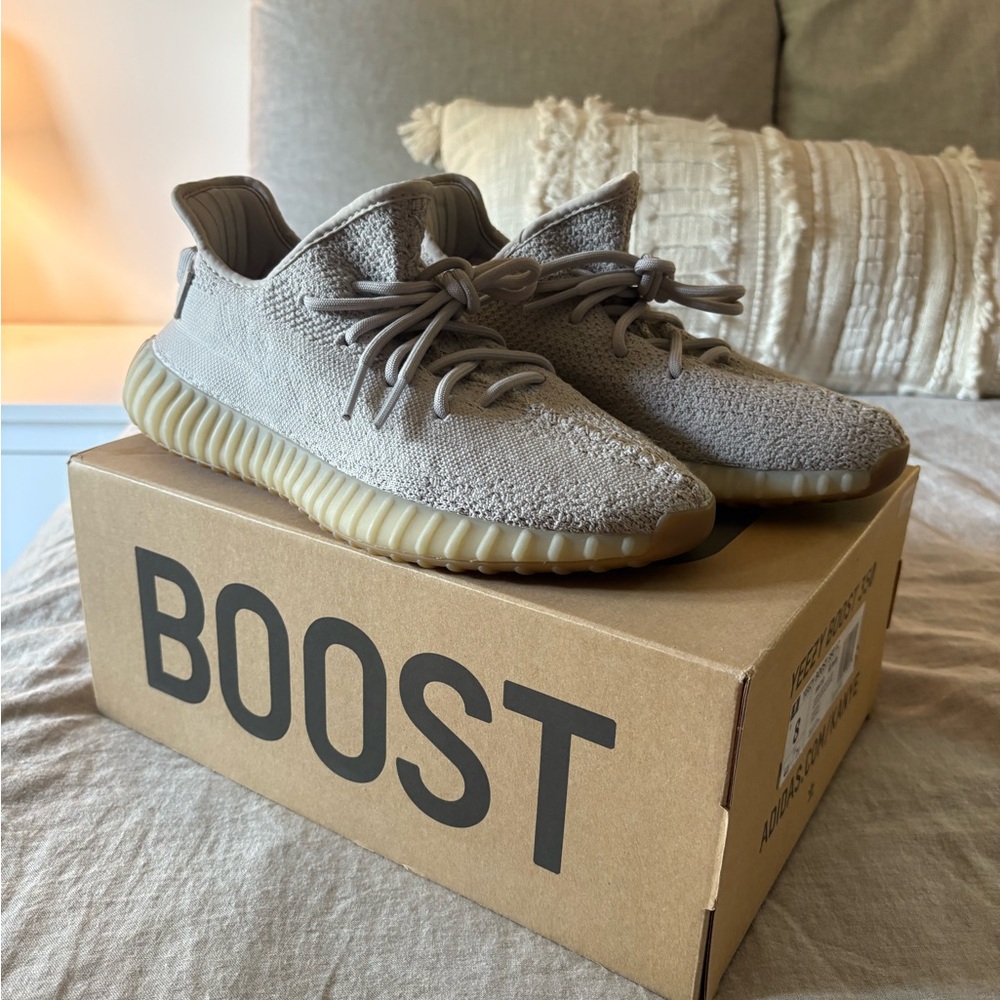 Yeezy Boost in Light Gray and Tan